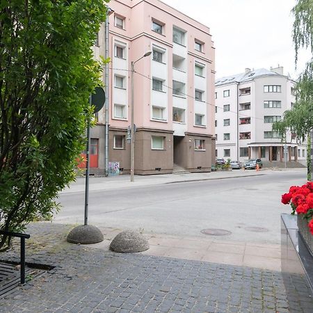 Cozy Stylish Studio Apartment With Free Parking By Centralapartments 탈린 외부 사진