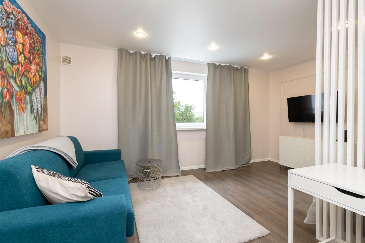 Cozy Stylish Studio Apartment With Free Parking By Centralapartments 탈린 외부 사진