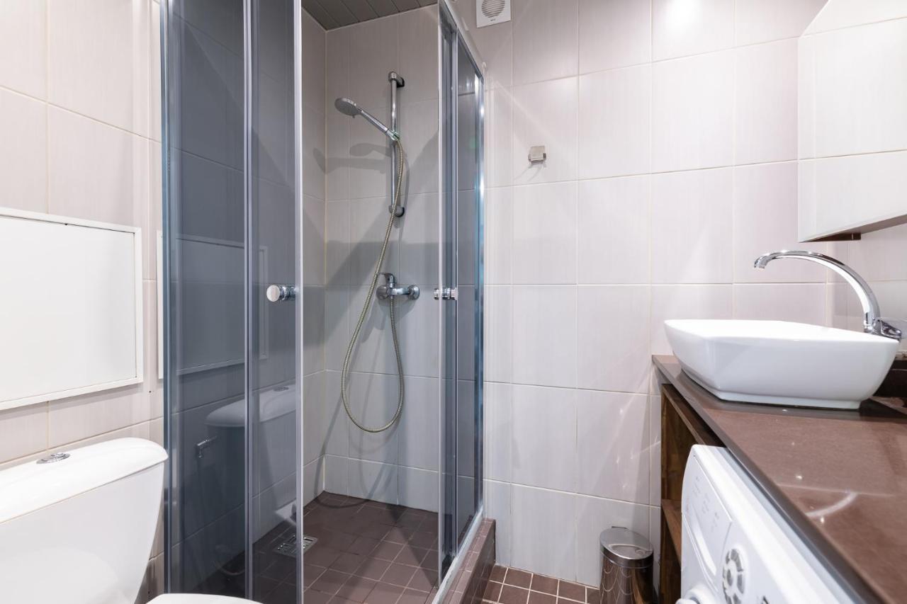 Cozy Stylish Studio Apartment With Free Parking By Centralapartments 탈린 외부 사진